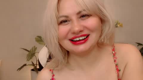  Lola  online show from 04/10/26, 06:07