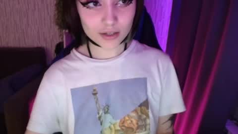 lola online show from 12/18/24, 03:55