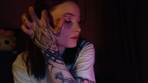 lola online show from 04/07/26, 02:28