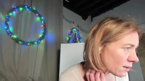 Snapshot of lola_belgium chatting on 01/19/25, 07:04 lola_belgium online show from 01/19/25, 07:04