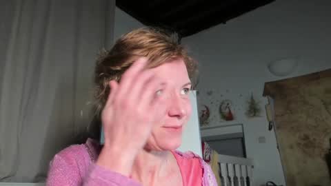 Snapshot of lola_belgium chatting on 02/06/25, 05:30 lola_belgium online show from 02/06/25, 05:30