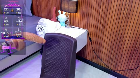 Snapshot of lola_clit chatting on 01/09/25, 02:29 lola online show from 01/09/25, 02:29