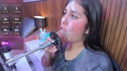 Snapshot of lola_clit chatting on 03/06/25, 02:29 lola online show from 03/06/25, 02:29