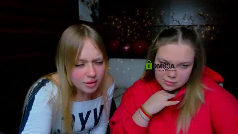 Snapshot of lola_grey1 chatting on 02/21/25, 03:21 Lola online show from 02/21/25, 03:21