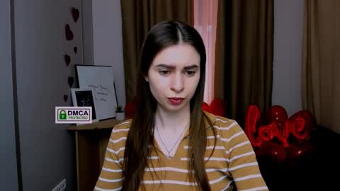 Snapshot of lola_grey1 chatting on 02/27/25, 10:26 Lola online show from 02/27/25, 10:26