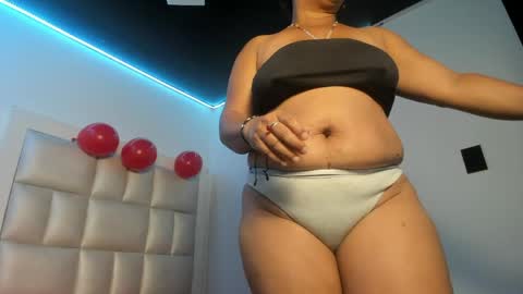 lola_js online show from 05/31/26, 01:07