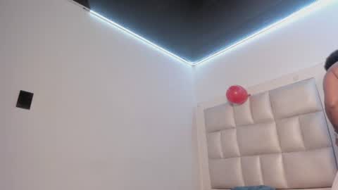 lola_js online show from 07/17/26, 12:01