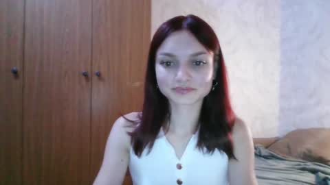Snapshot of lola_sweetglow chatting on 08/05/26, 08:11 lola_sweetglow online show from 08/05/26, 08:11