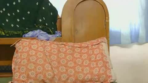 Snapshot of lolaa_darling chatting on 09/29/25, 04:50 lolaa online show from 09/29/25, 04:50