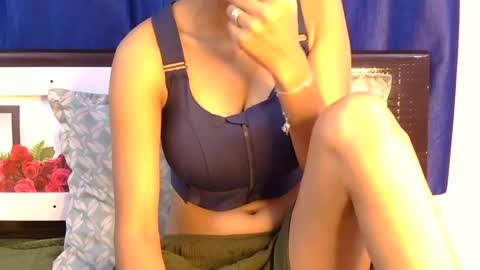 lolaa online show from 07/02/26, 09:48