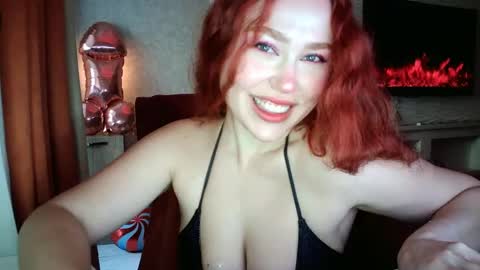 Snapshot of lolaamint_ chatting on 06/05/26, 01:28 LolaaMint online show from 06/05/26, 01:28