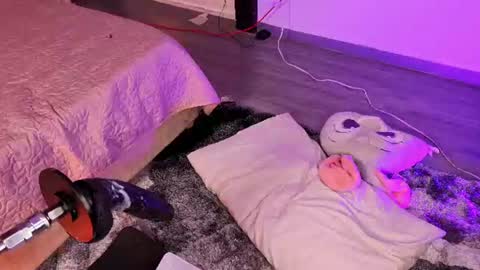 Lola Angel online show from 06/11/26, 12:32
