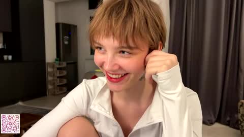lolaatatee online show from 05/28/26, 06:16