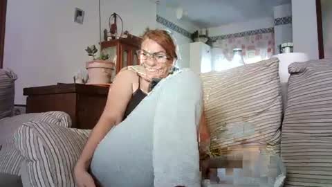 LOLA HUESO y ERIC online show from 09/26/25, 08:29