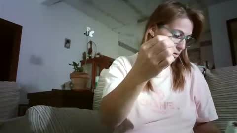 LOLA HUESO y ERIC online show from 10/11/25, 08:24