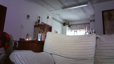 LOLA HUESO y ERIC online show from 12/19/25, 09:16