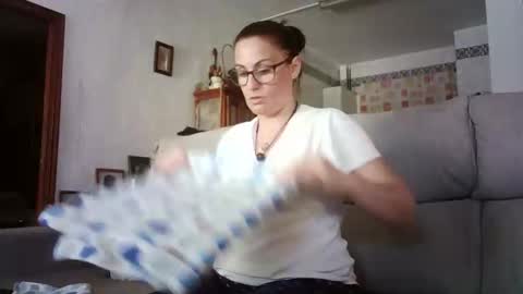 LOLA HUESO y ERIC online show from 04/19/26, 02:16