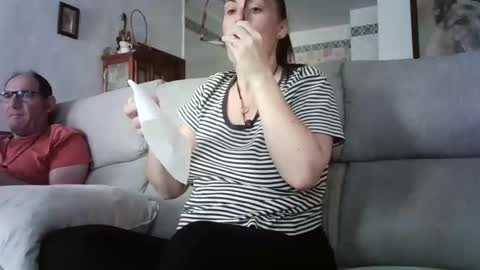 Snapshot of lolahueso chatting on 05/05/26, 02:14 LOLA HUESO y ERIC online show from 05/05/26, 02:14
