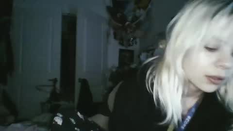 Lola Lixx online show from 12/10/24, 02:59