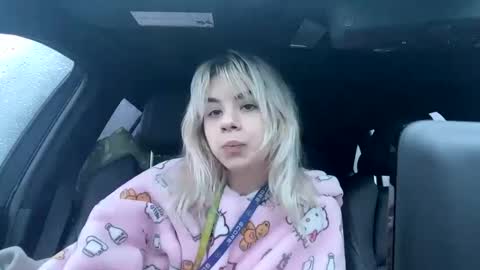 Lola Lixx online show from 12/30/24, 04:40