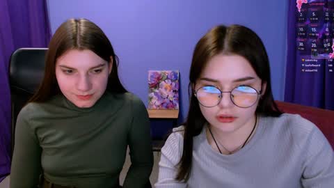 Lola pvt is OPEN online show from 12/13/24, 03:43