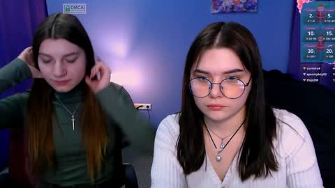 Lola pvt is OPEN online show from 12/20/24, 01:00