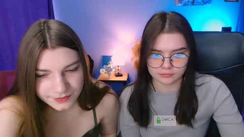 Lola pvt is OPEN online show from 01/14/25, 09:35