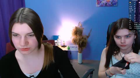 Lola pvt is OPEN online show from 01/17/25, 01:24