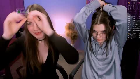 Lola pvt is OPEN online show from 01/23/25, 03:32