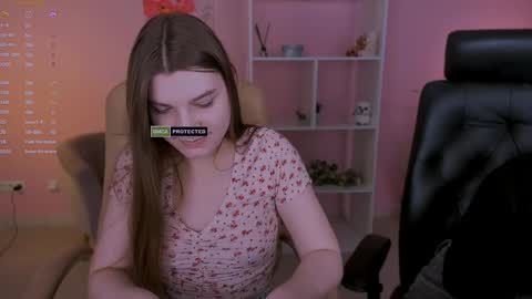 Lola pvt is OPEN online show from 02/06/25, 12:48