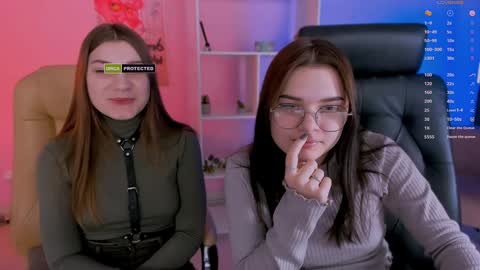 Lola pvt is OPEN online show from 02/08/25, 09:56