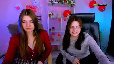 Lola pvt is OPEN online show from 02/18/25, 09:54