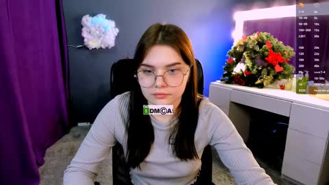 Lola pvt is OPEN online show from 02/21/25, 03:43