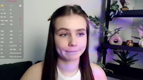 Snapshot of lolapalmer_ chatting on 12/04/24, 12:08 lolapalmer_ online show from 12/04/24, 12:08