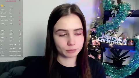 Snapshot of lolapalmer_ chatting on 12/22/24, 08:25 lolapalmer_ online show from 12/22/24, 08:25