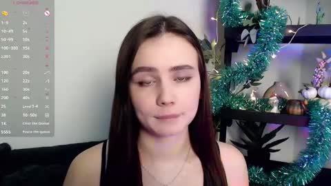 Snapshot of lolapalmer_ chatting on 01/11/25, 12:55 lolapalmer_ online show from 01/11/25, 12:55