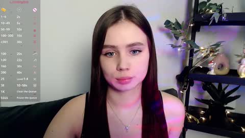 Snapshot of lolapalmer_ chatting on 02/07/25, 02:40 lolapalmer_ online show from 02/07/25, 02:40