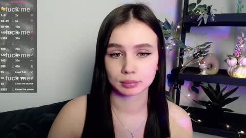 Snapshot of lolapalmer_ chatting on 02/18/25, 11:19 lolapalmer_ online show from 02/18/25, 11:19