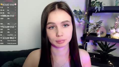 Snapshot of lolapalmer_ chatting on 02/26/25, 02:15 lolapalmer_ online show from 02/26/25, 02:15