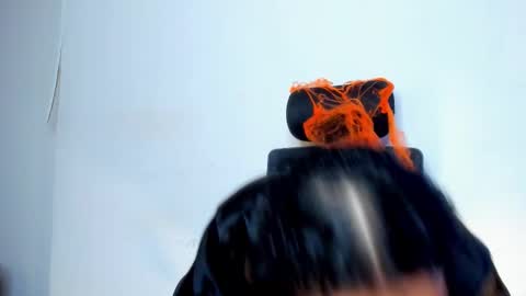 lolareyes1 online show from 10/11/25, 09:35