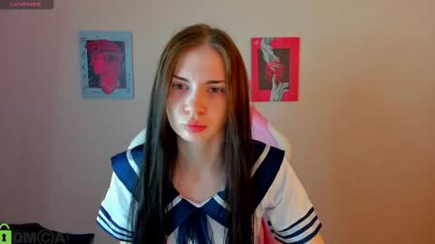 Lola online show from 11/27/25, 09:22