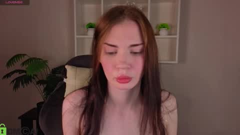 Lola online show from 02/02/26, 09:19