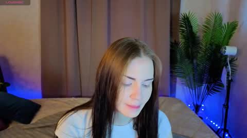 Lola online show from 03/06/26, 09:17