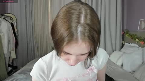 Lola online show from 03/12/26, 09:26