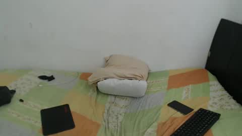 Sascha Bauer online show from 02/27/25, 06:20