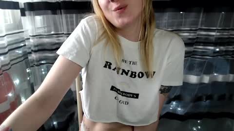 Lisa online show from 02/11/25, 10:37