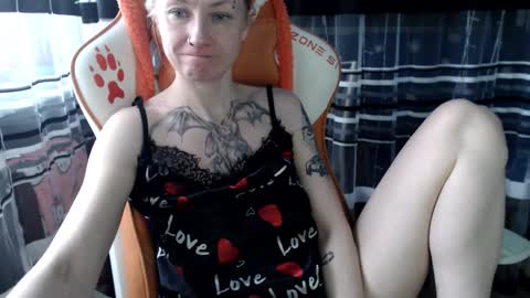 Lisa online show from 02/22/26, 07:40