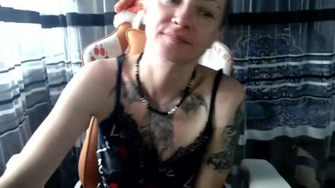 Lisa online show from 04/23/26, 07:41