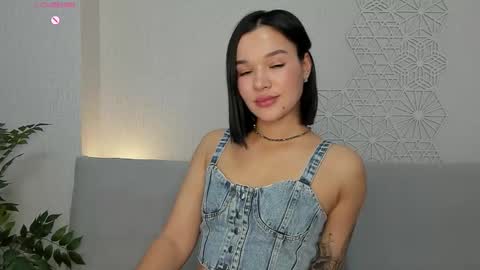 lolly_turner online show from 11/10/25, 02:43