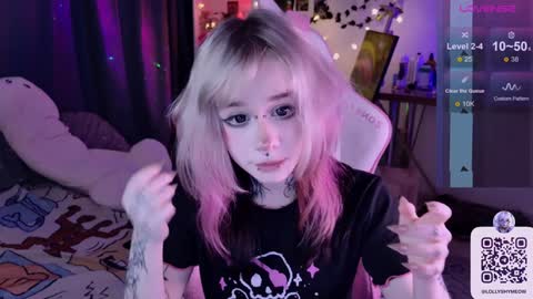 Lolly   online show from 12/06/24, 12:02